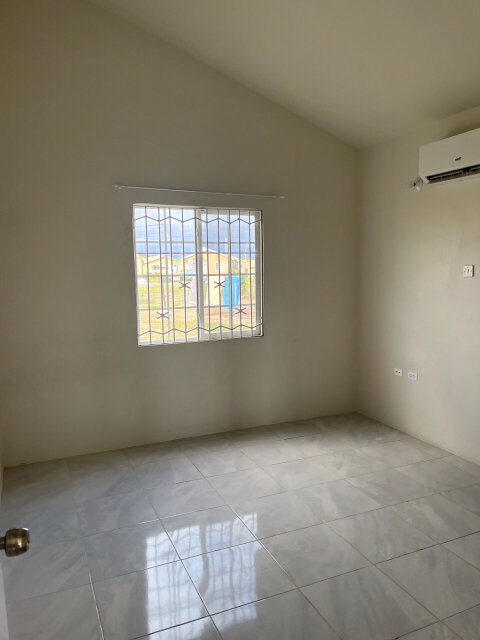 2 Bedroom House In Gated Community