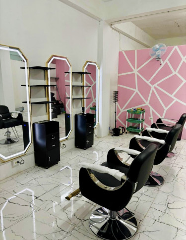 Hairdressing Booth