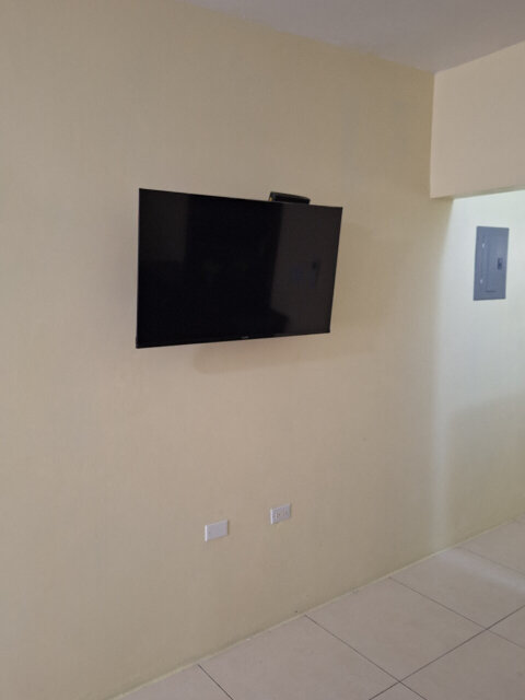 Furnished 1 Bedroom Studio in Montego Bay