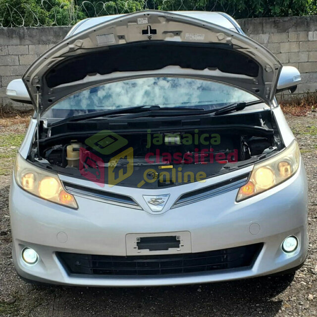 2012 Toyota Estima