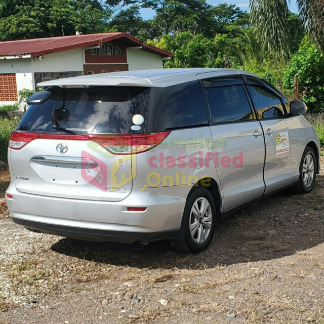 2012 Toyota Estima