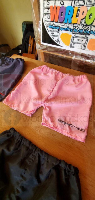 Boys N Girls Shorts.. Ages 4 To 8 Years Old..