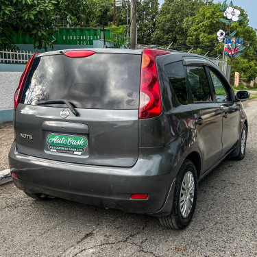 2012 Nissan Note