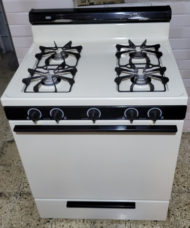 Roper Gas Stove