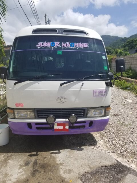 2007 Toyota Coaster  $2.99 Million Negotiable