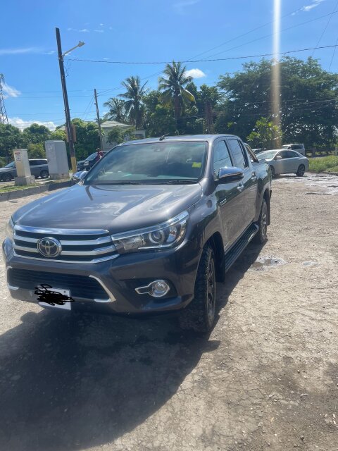 2019 Toyota Hilux Invincible