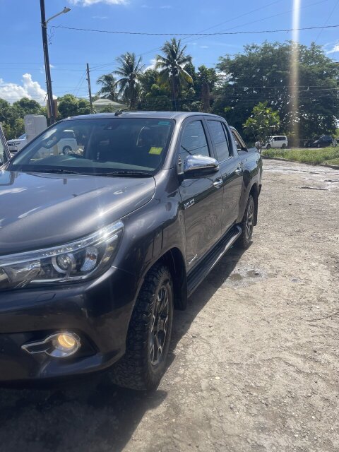 2019 Toyota Hilux Invincible