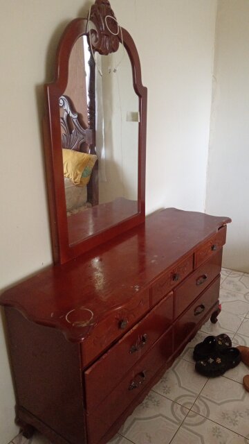 Dresser