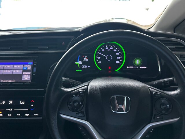 2018 HONDA FIT SHUTTLE LIKE NEW 1.8M