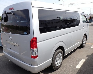 2018 TOYOTA HIACE (NEWLY IMPORTED)