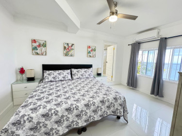 3 Bedrooms, 2 Beds & Studio For Rent In St Mary 