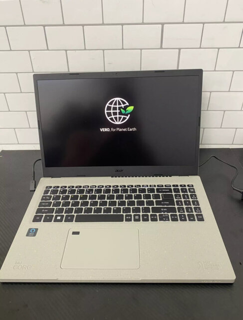 Acer Aspire Vero AV15-51-7617 Laptops Portmore