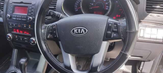 213 KIA SORENTO