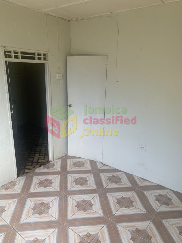 1 Bedroom.own Kitchen.own Bathroom