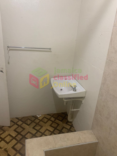1 Bedroom.own Kitchen.own Bathroom