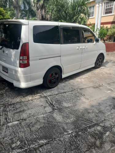 Nissan Serena 2005 Great Condition