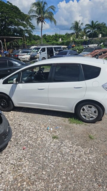 2012 Honda Fit Hybrid