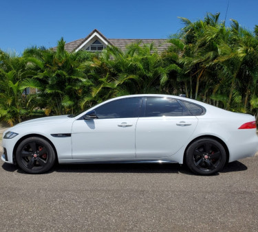 2016 Jaguar Xf 2.0L