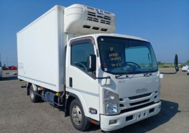 2020 Isuzu Freezer (3.7 Ton) Truck