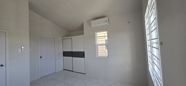 Brand New 2 Bedroom, 1 Bathroom