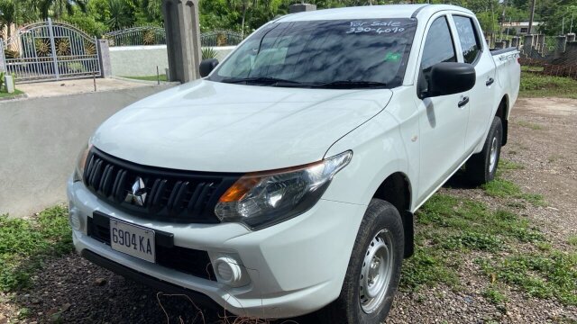 2016 Mitsubishi Pickup