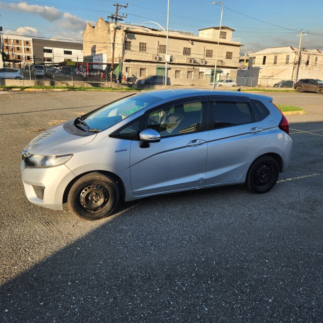 2016 Honda Fit Hybrid