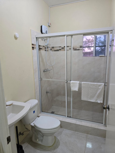 1 Bedroom Gated Serenity