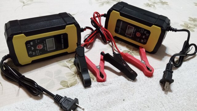 12 Voltage 6A Car Battery Charger