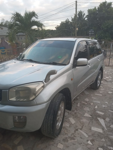 2000 Toyota Rav4