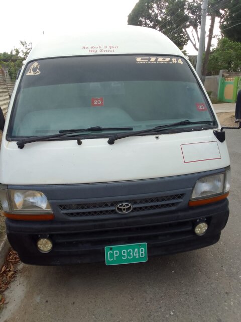 2003 Toyota Hiace