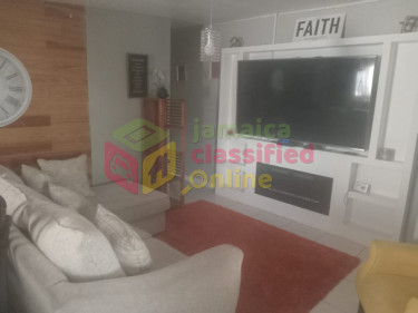 2 Bedroom House Houses Red Hills Road