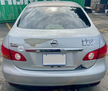 2012 NISSAN BLUEBIRD SYLPHY