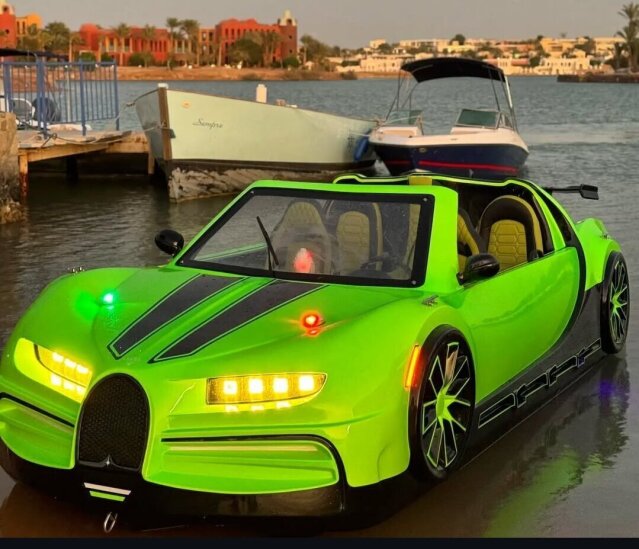 JETCARS JET SKI LUXURY BOAT