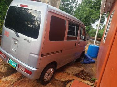 2016 Daihatsu Hijet 