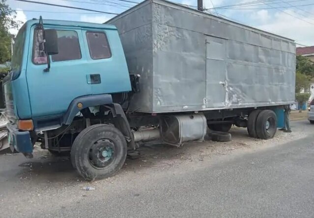 2006 Leyland Freighter