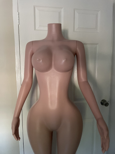 SLIM BBL MANNEQUIN