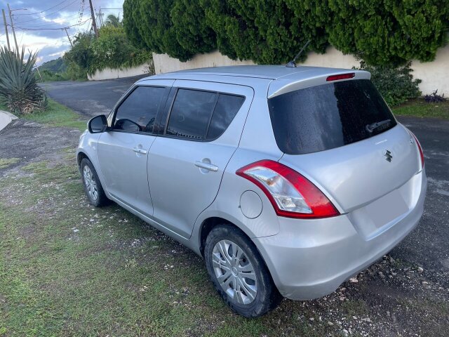 Suzuki Swift 2015