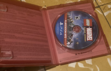 Lego Marvel Super Heroes(PS4 CD)