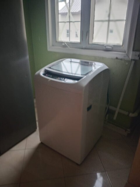 Whirlpool Digital Washing Machine