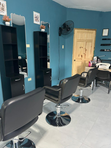 Hair And Nail Station For Rent (new)