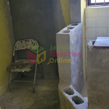 2 Bedrooms 2 Bathrooms