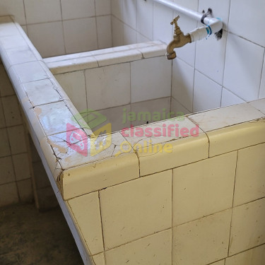 2 Bedrooms 2 Bathrooms