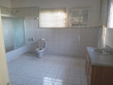 2 Bedrooms 2 Bathrooms  For Rent Mandeville