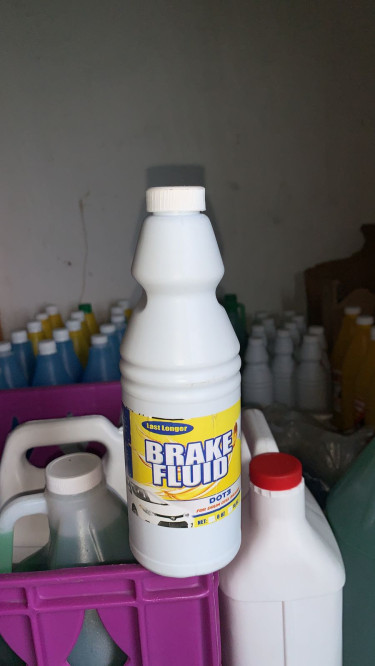 Coolant An Brake Fluid An Windshield Wash 