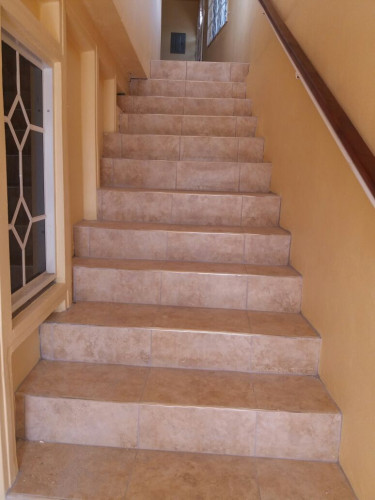 2 Bedroom 2 Bathroom Upstairs Apartment 