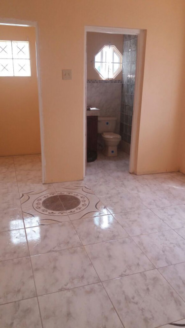 2 Bedroom 2 Bathroom Upstairs Apartment 