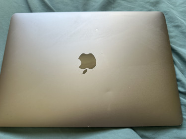 2020 Macbook Air Damaged Screen