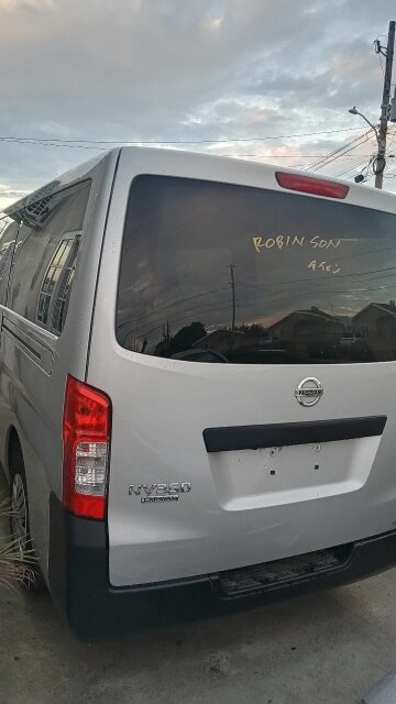 Nissan Caravan NV350