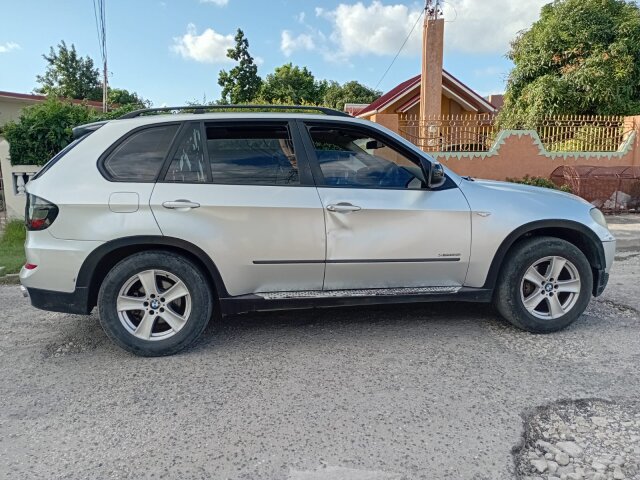 2012 BMW X5 $990K: 8763492969