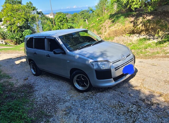 2016 Toyota Probox 2wd..8764522495